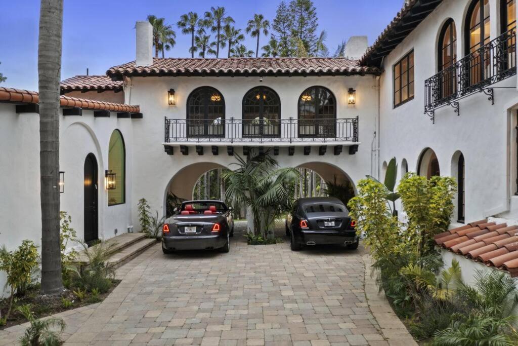 Prestigious Bh Spanish With Pool, Jacuzzi, Bbq *